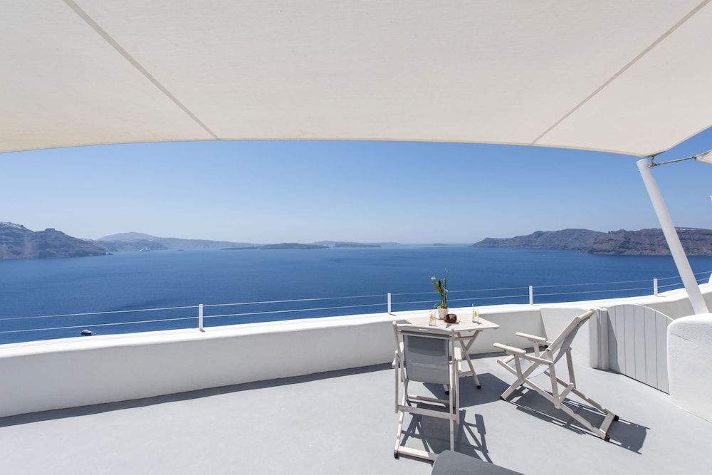 undefined Ambition Suites 9