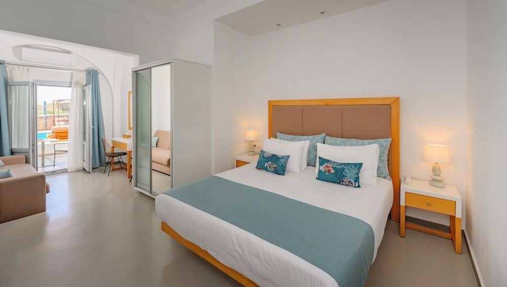 undefined Impressive One 3