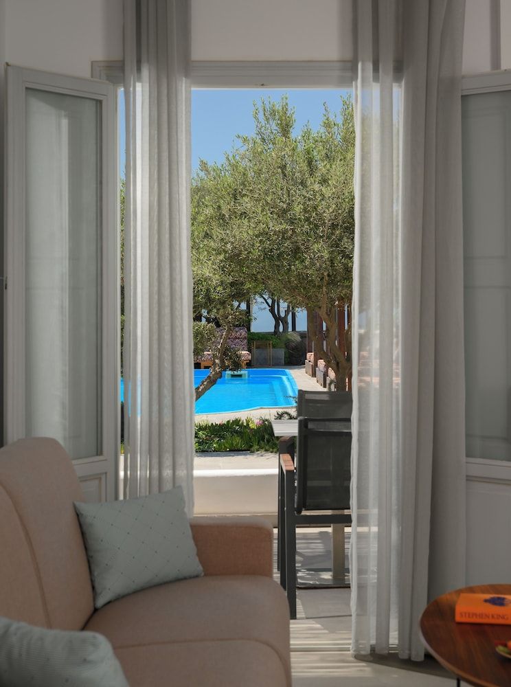 undefined Impressive One 9