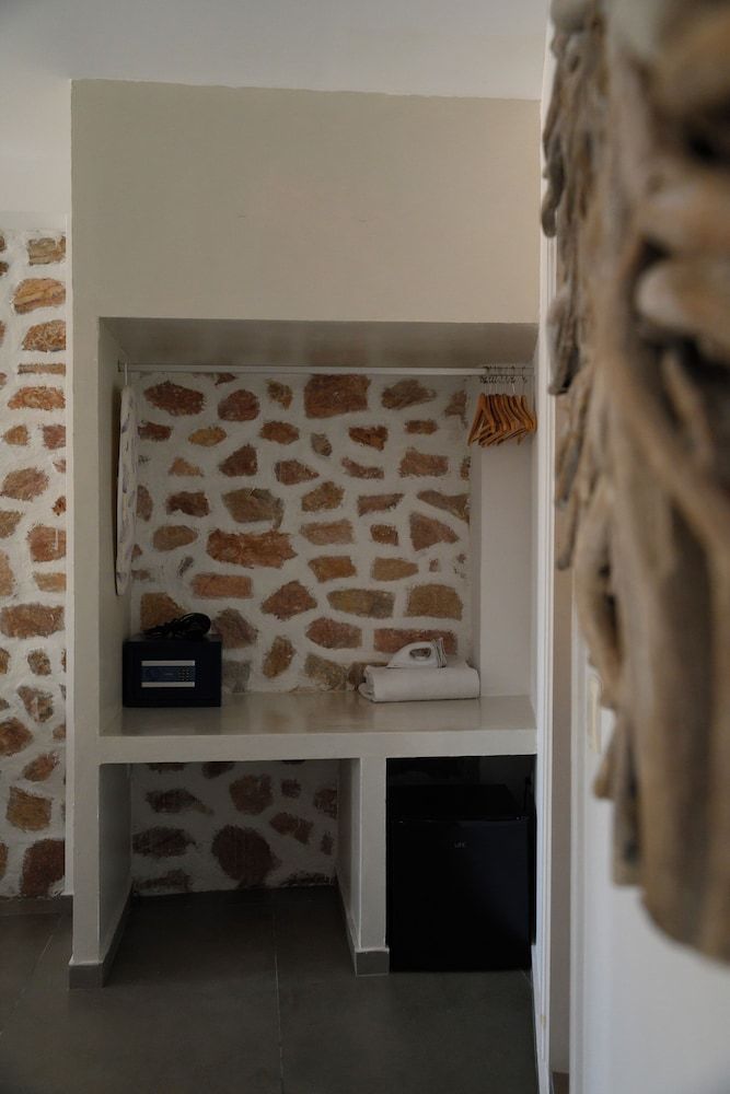 Impressive One Executive Double Room, Pool Access 8