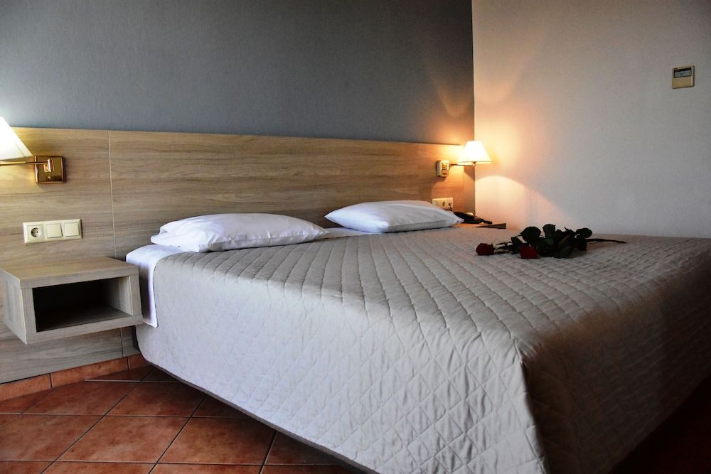 Economy Single Room