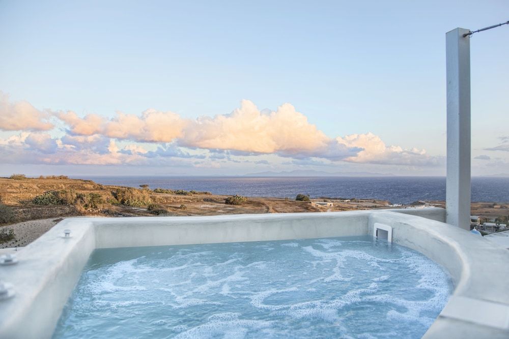 undefined Aplai Dome 3