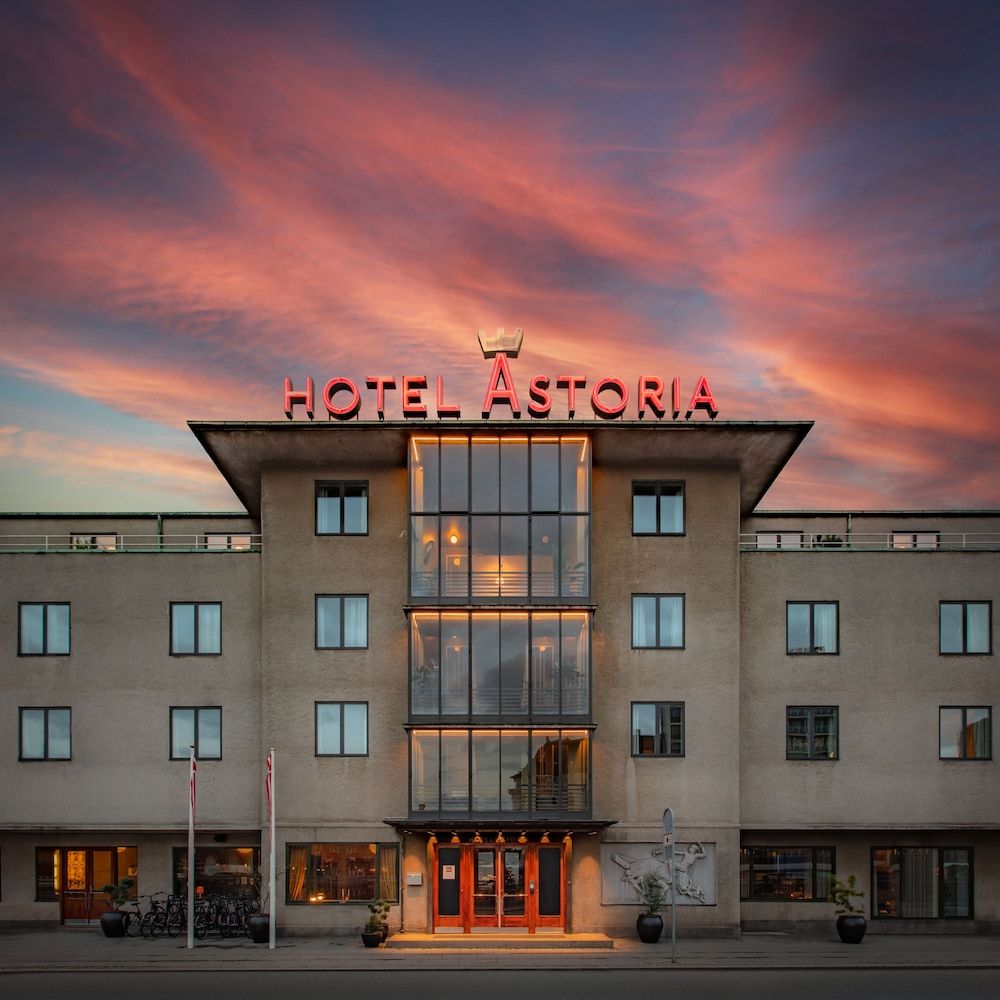 undefined Hotel Astoria, BW Signature Collection 8