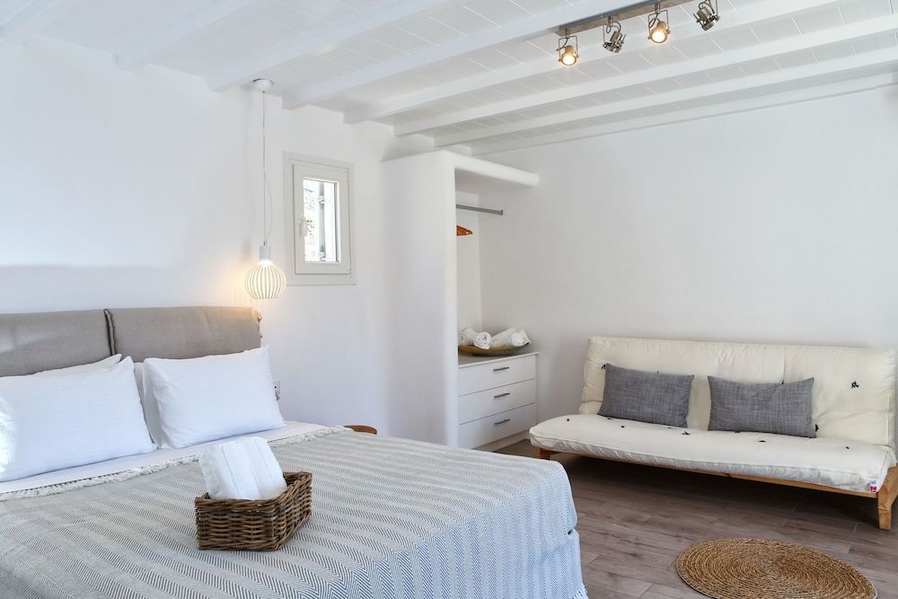 undefined Aelia Mykonos 2