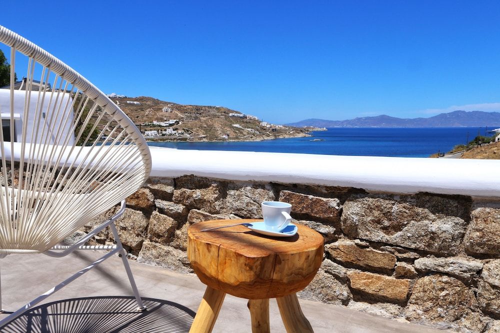 Aelia Mykonos Deluxe Room, Sea View 4