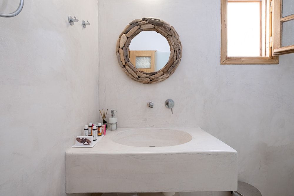 Santorini Crystal Blue One Bedroom Apartment Partial Sea View 4