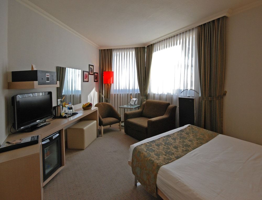 Eresin Hotels Taxim & Premier Premier Room, Jetted Tub 3