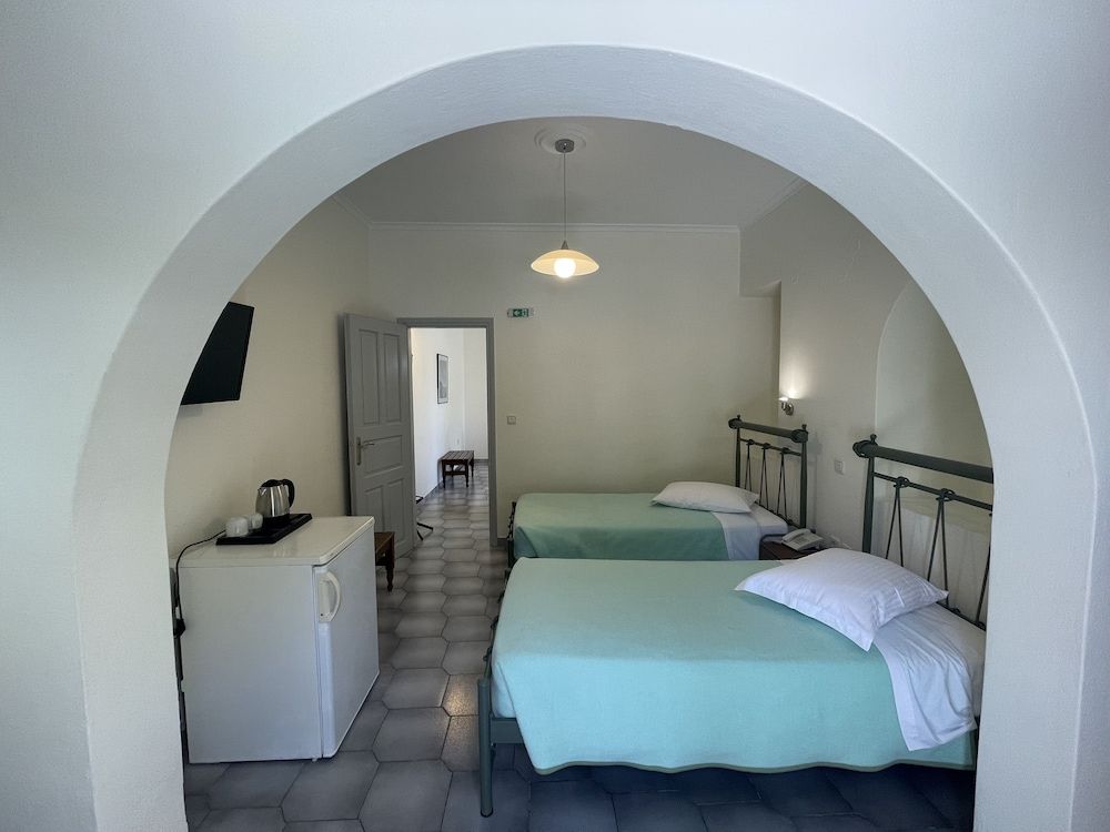 undefined Albatros Hotel 5