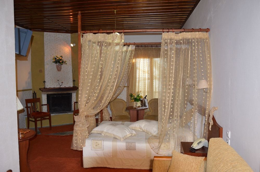 Hani Zisi Hotel Junior Suite, Fireplace, Sea View 4