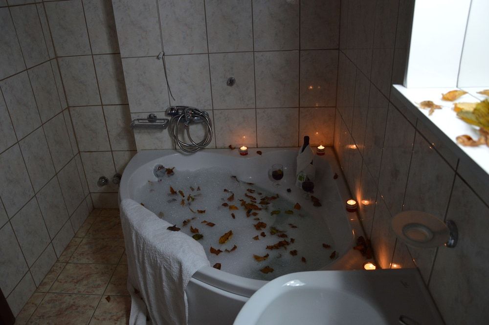 Hani Zisi Hotel Junior Suite, Fireplace, Sea View 11