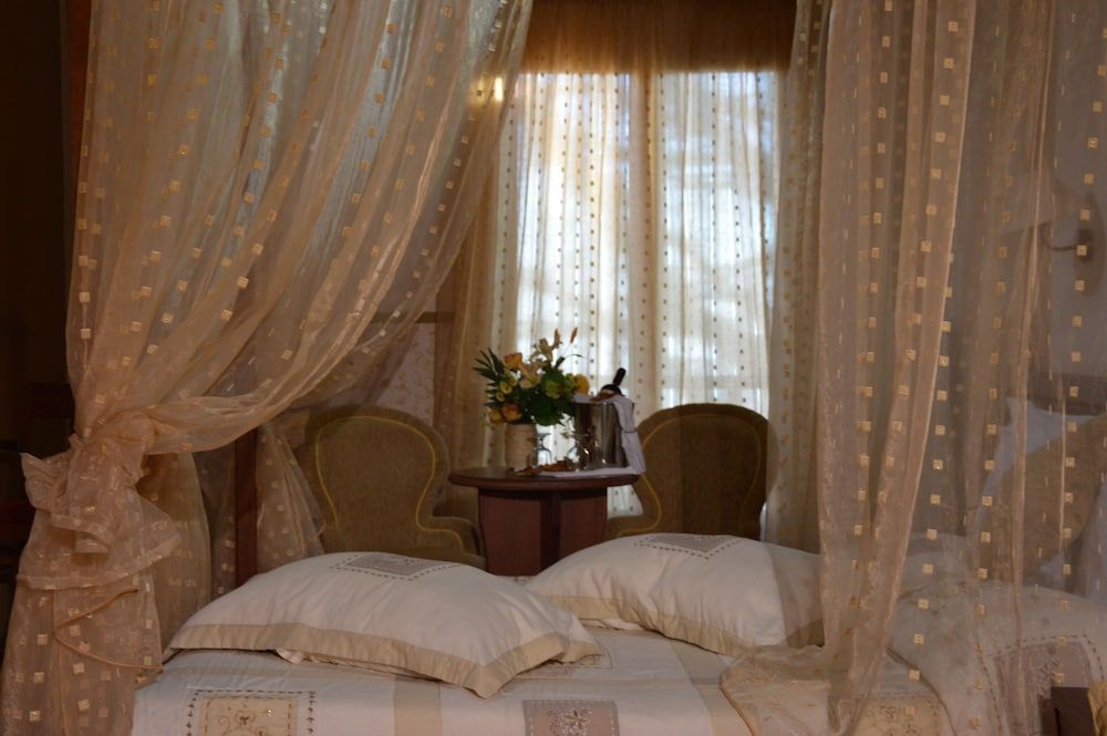 Hani Zisi Hotel Junior Suite, Fireplace, Sea View 17