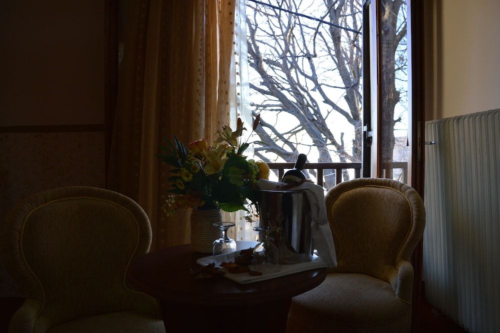 Hani Zisi Hotel Junior Suite, Fireplace, Sea View 19