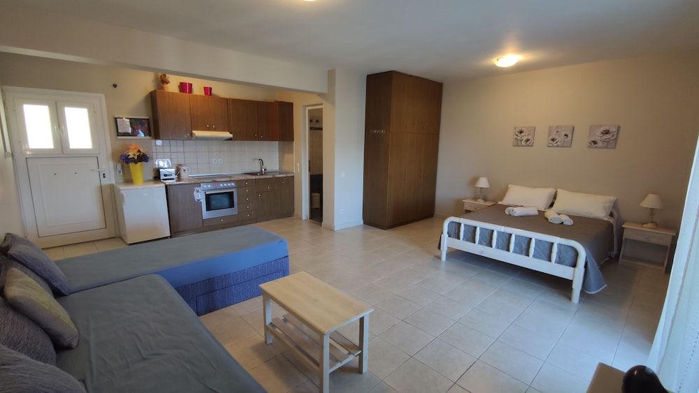 Oskars Studios & Apartments Superior Studio, Sea View