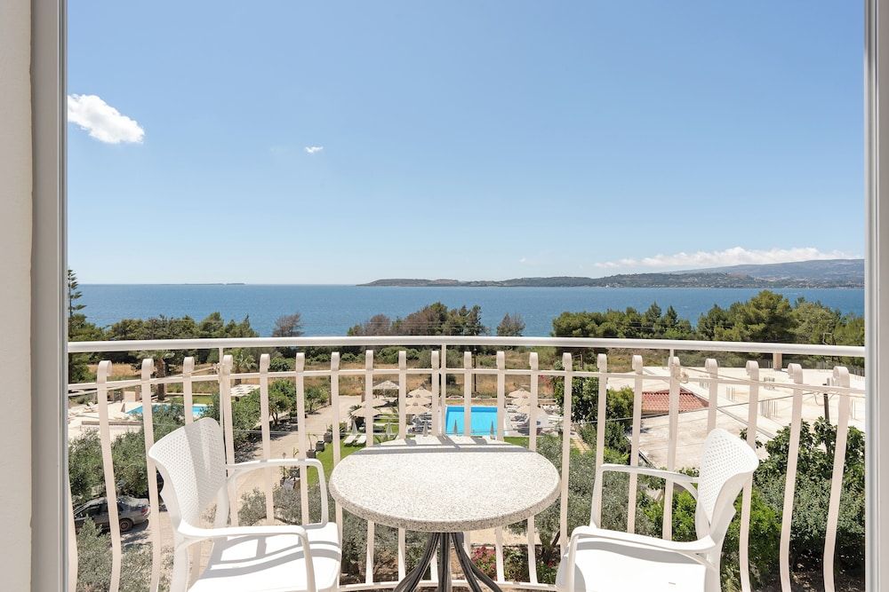 Oskars Studios & Apartments Studio, Sea View (For 3) 4