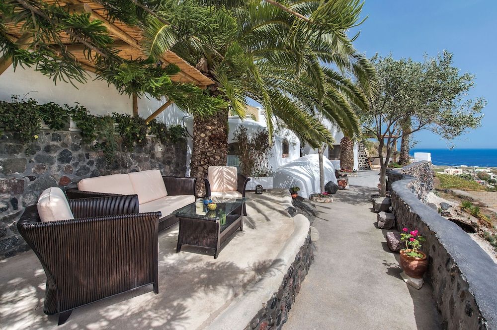 undefined Old Vourvoulos Houses