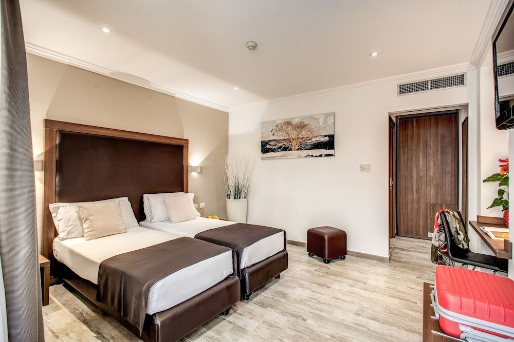 undefined Hotel Rome Garden 5