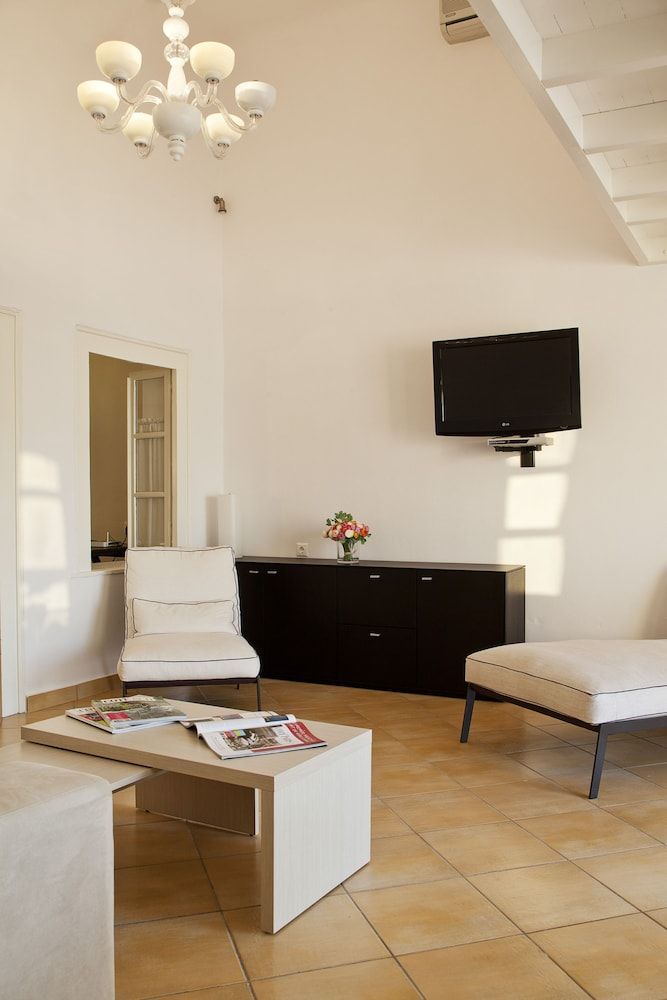 1809 Villa by Thireas Luxury Villa, 3 Bedrooms, Sea View 17