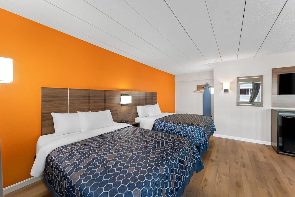 Standard Room, 2 Double Beds, Smoking