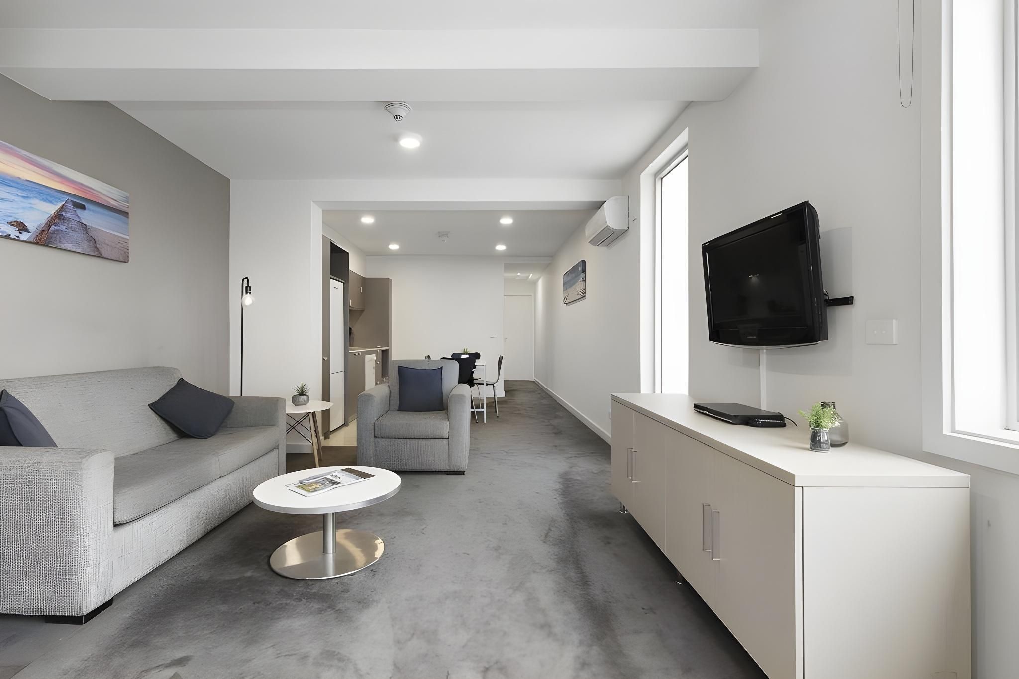 One Bedroom Apartment