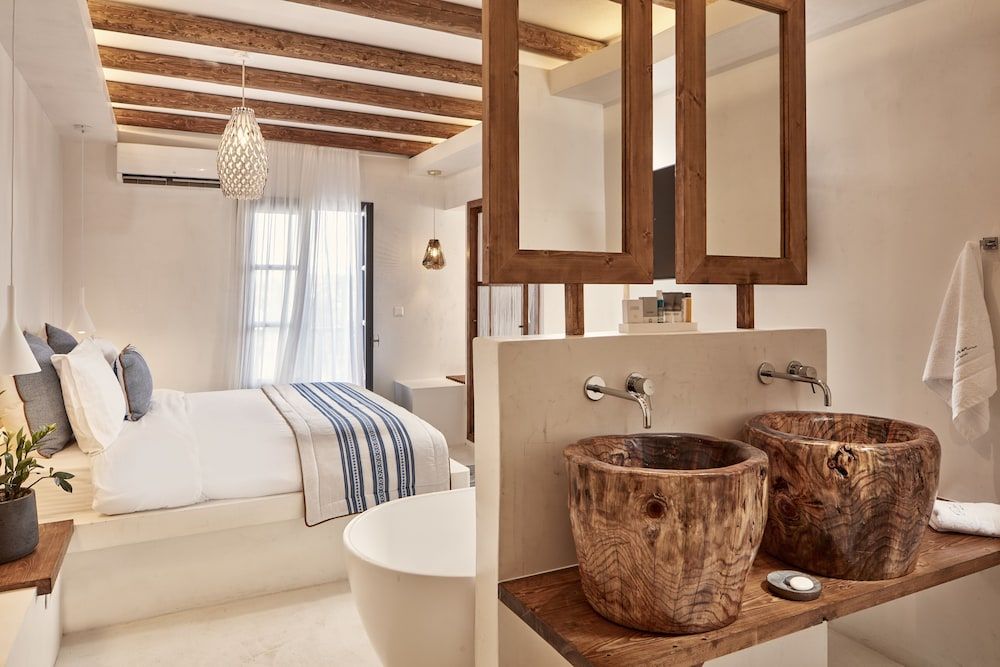 Penthouse, Partial Sea View