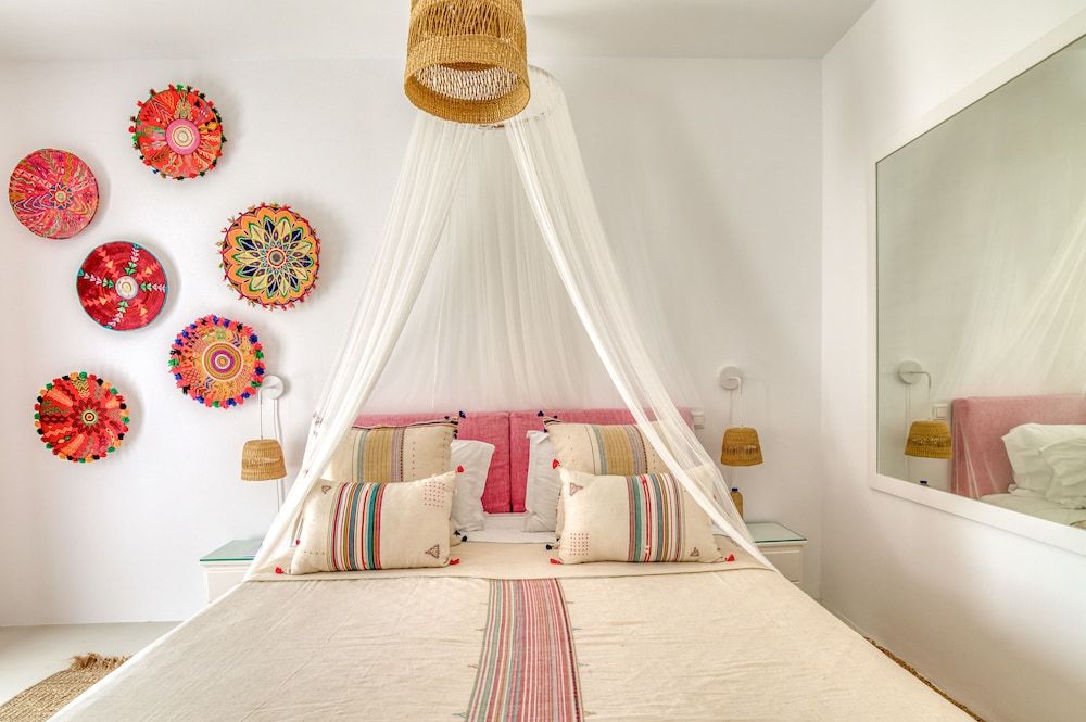 Double or Twin Room, Partial Sea View (Serifos)