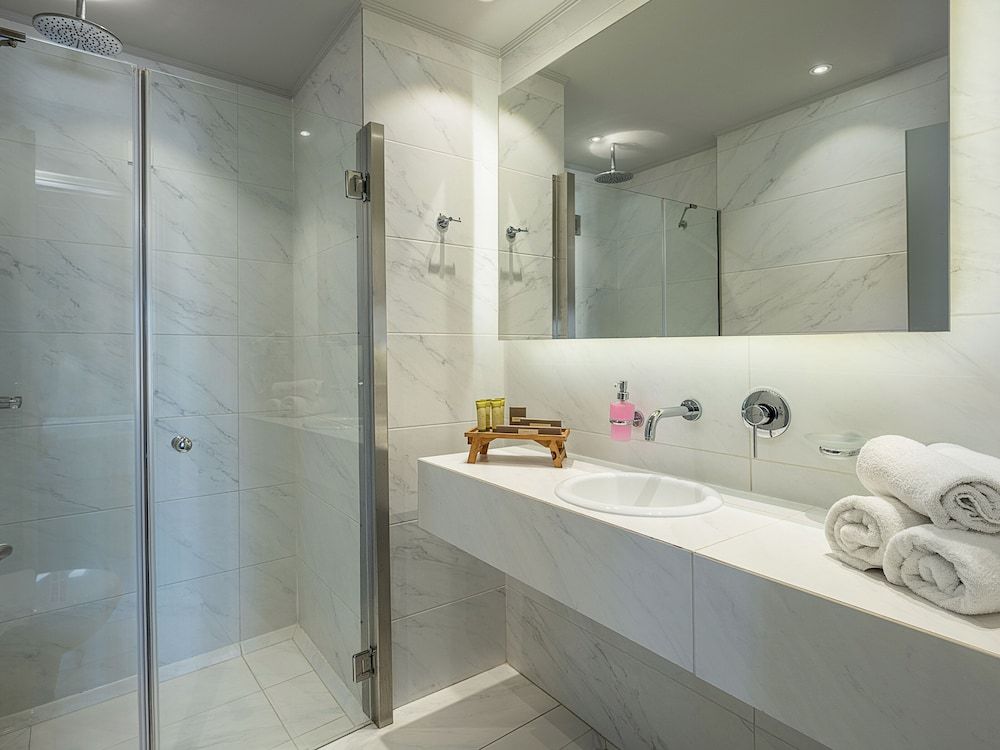 Elia Bettolo Superior Room 21