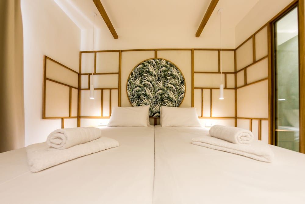 Premium Double Room (High Floor)