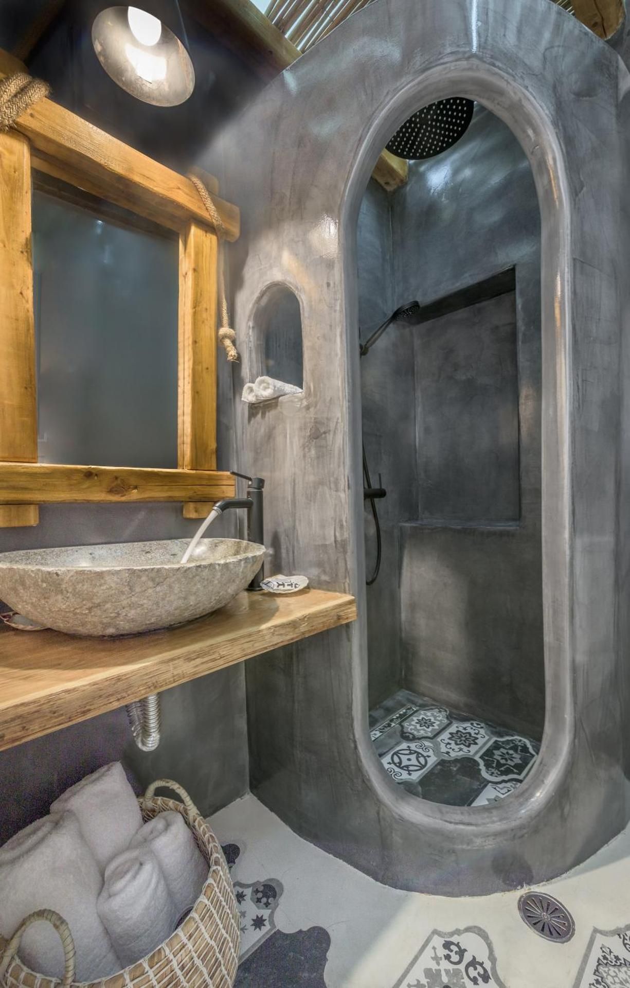 Duplex Apartment (6 Adults)