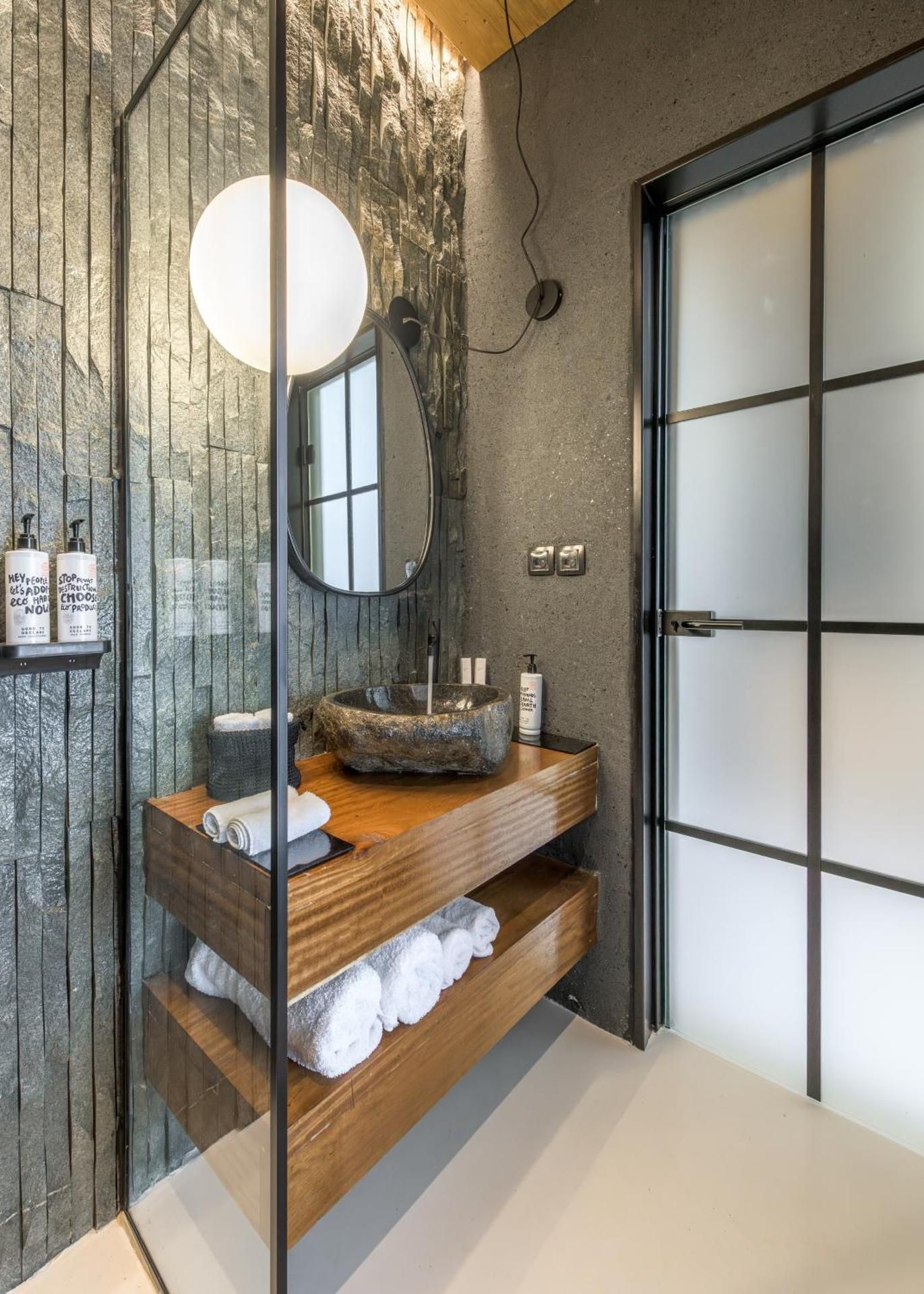 Duplex Apartment (5 Adults)