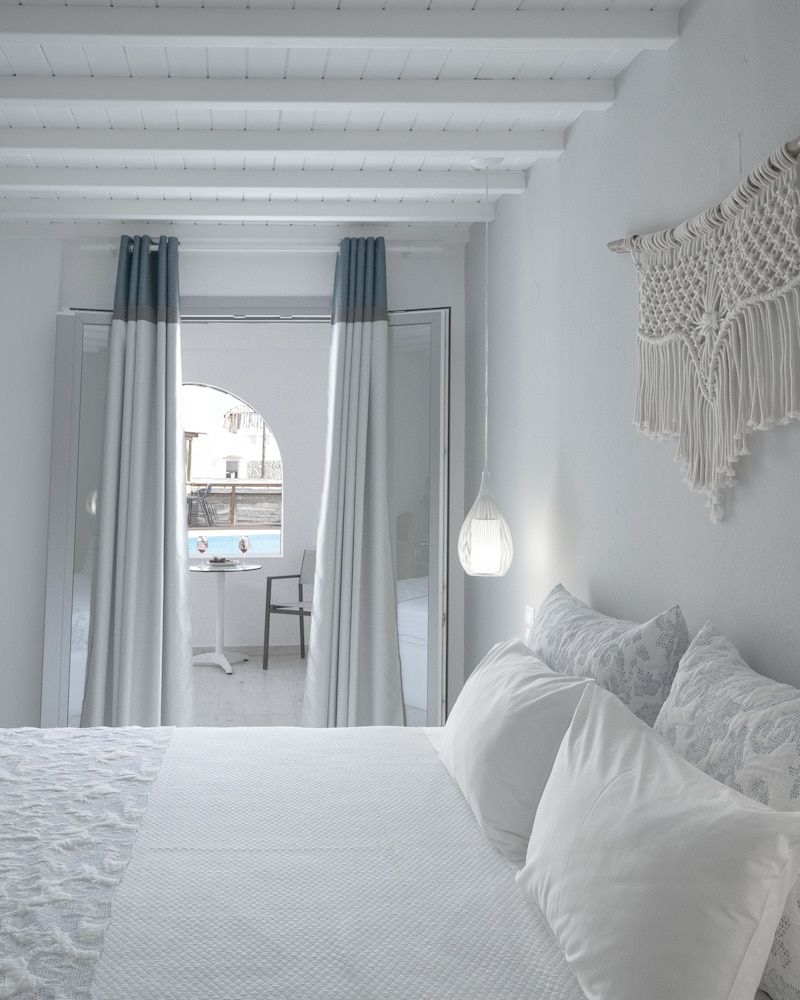 Supreme Double Partial Sea View