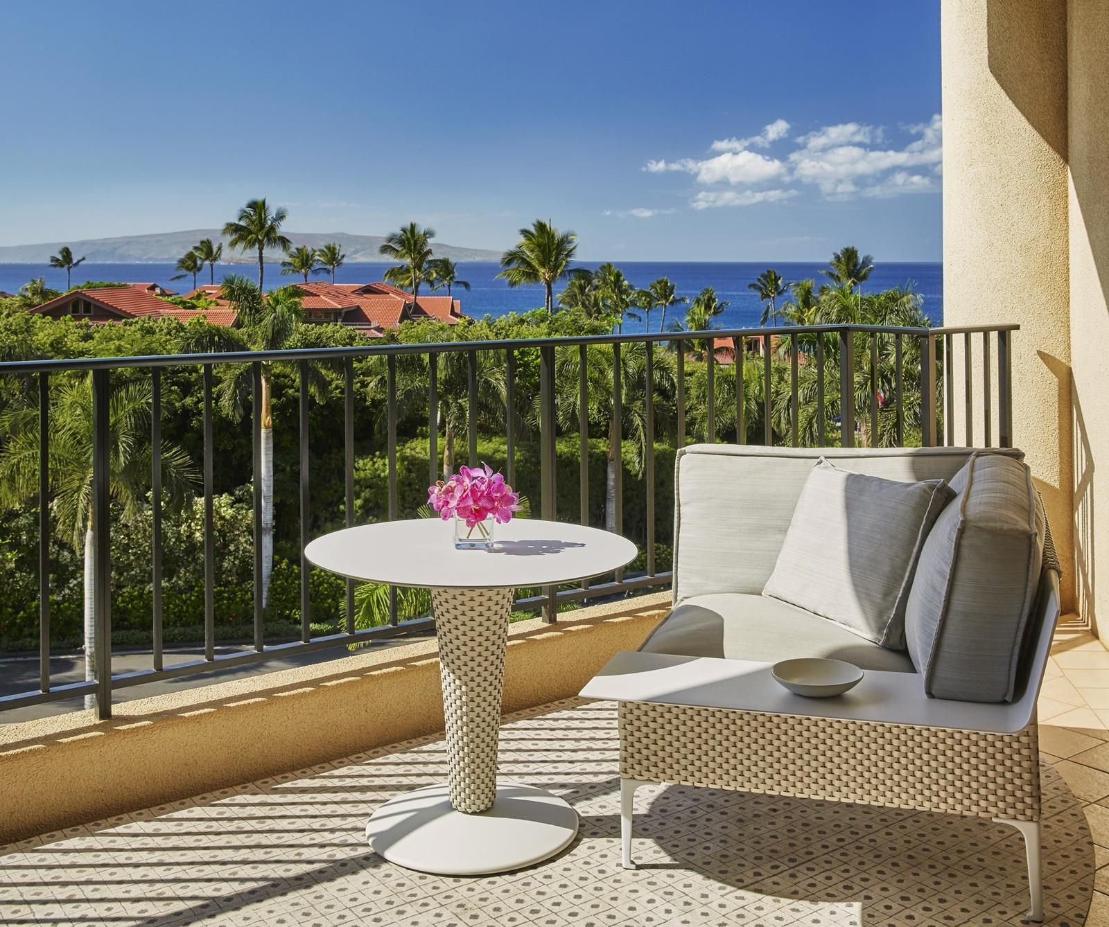 Club Ocean-View Room Two Queen beds