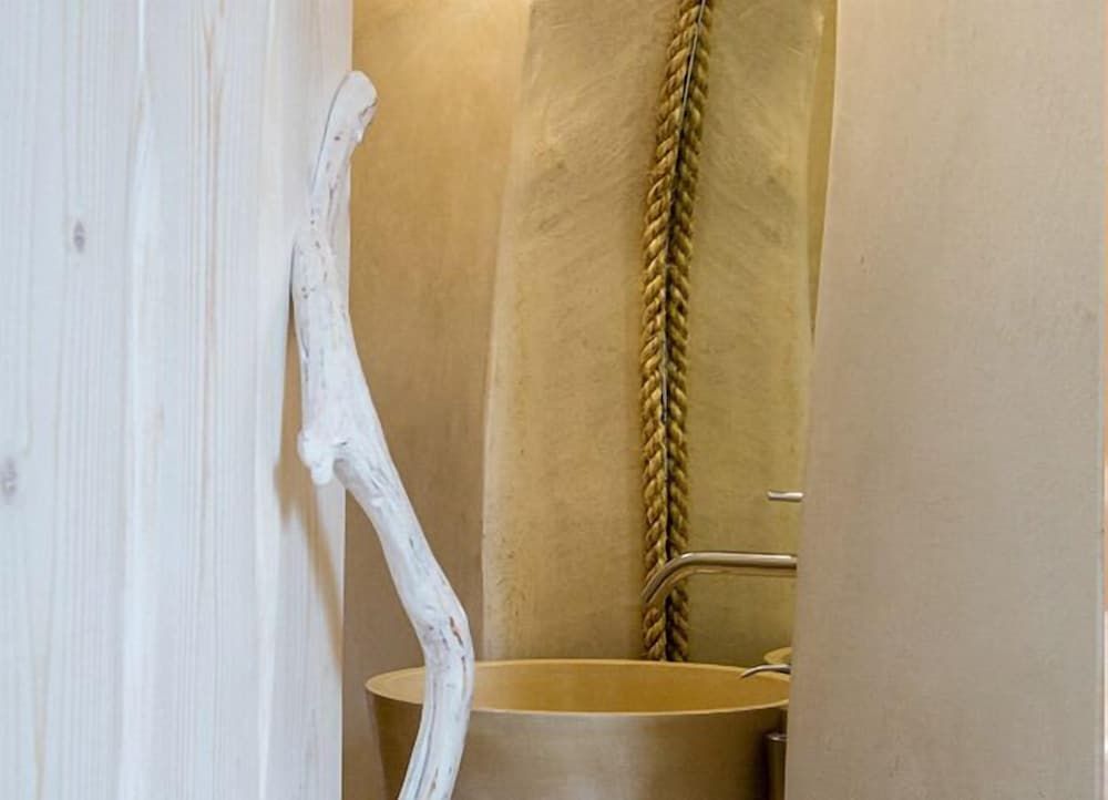 Love Nest villa Panoramic Villa, 1 Bedroom, Jetted Tub 8