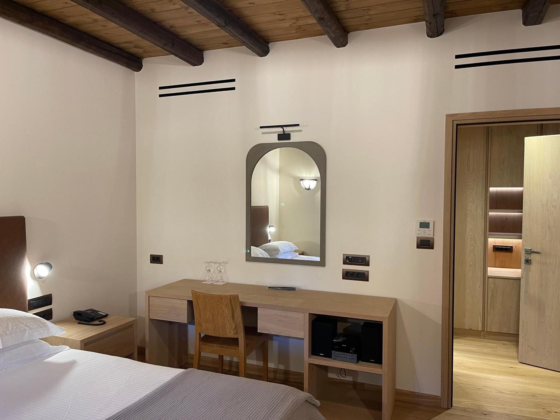 Junior Suite with Garden View