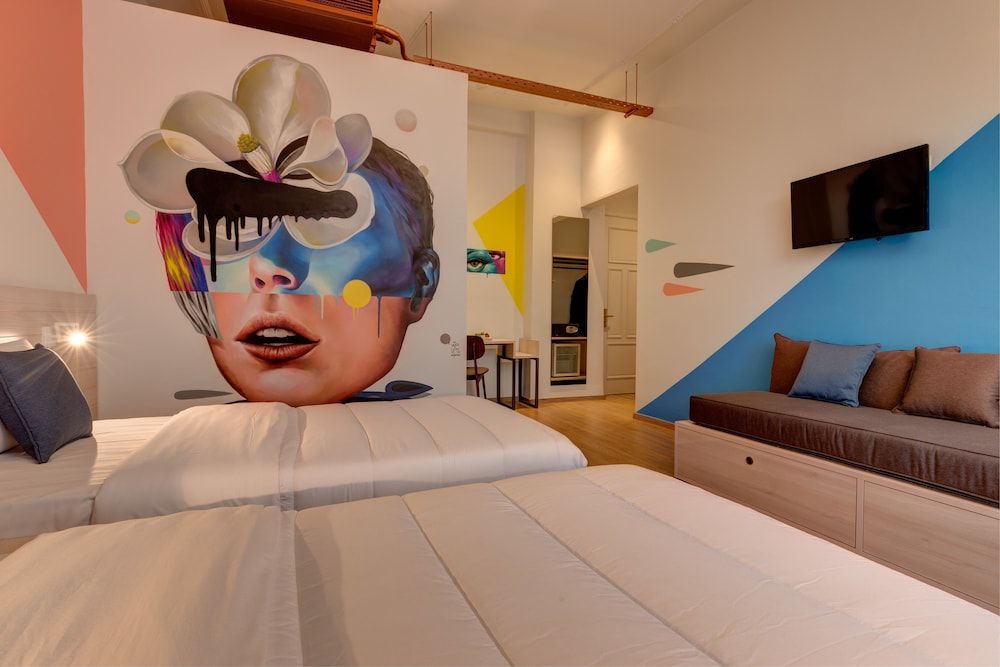 Colors Urban Hotel Thessaloniki Double Room (Large) 9