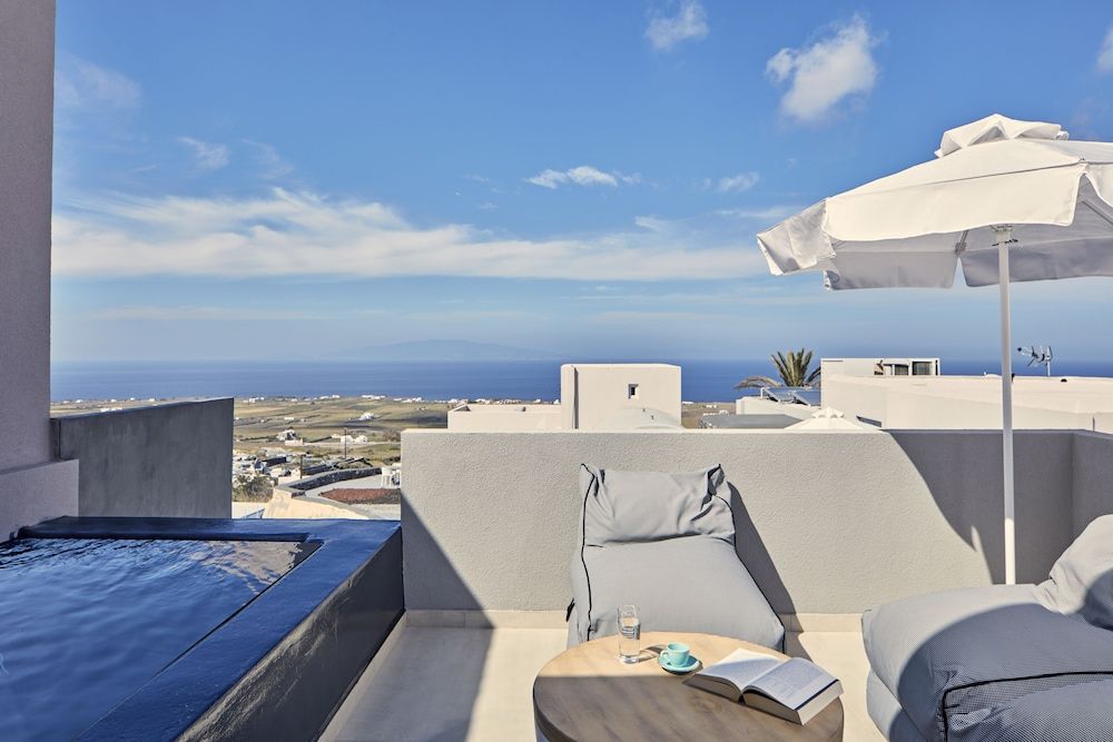 undefined Elysian Santorini 4