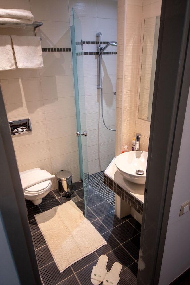 Lydia Hotel Family Apartment, 3 Bedrooms, Kitchen 14