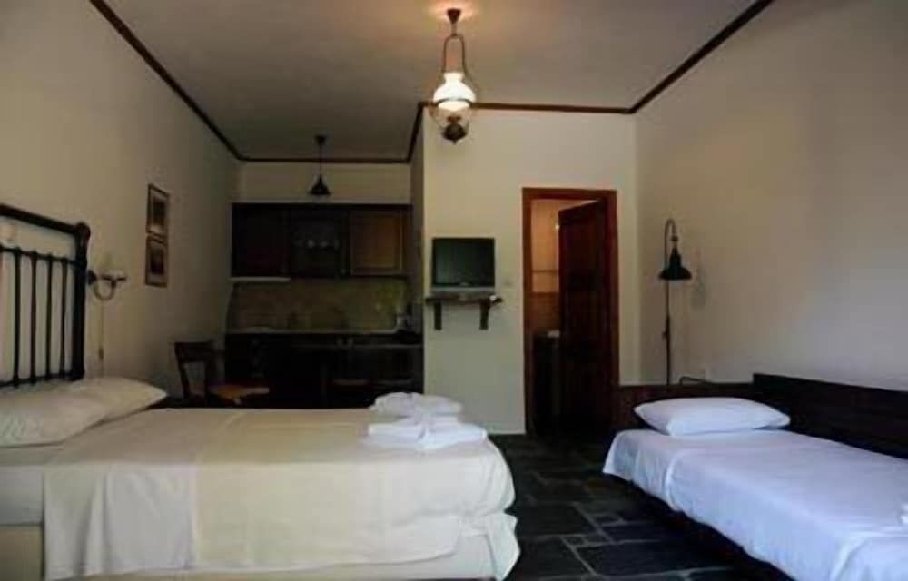 Triple Room, Garden View, Ground Floor