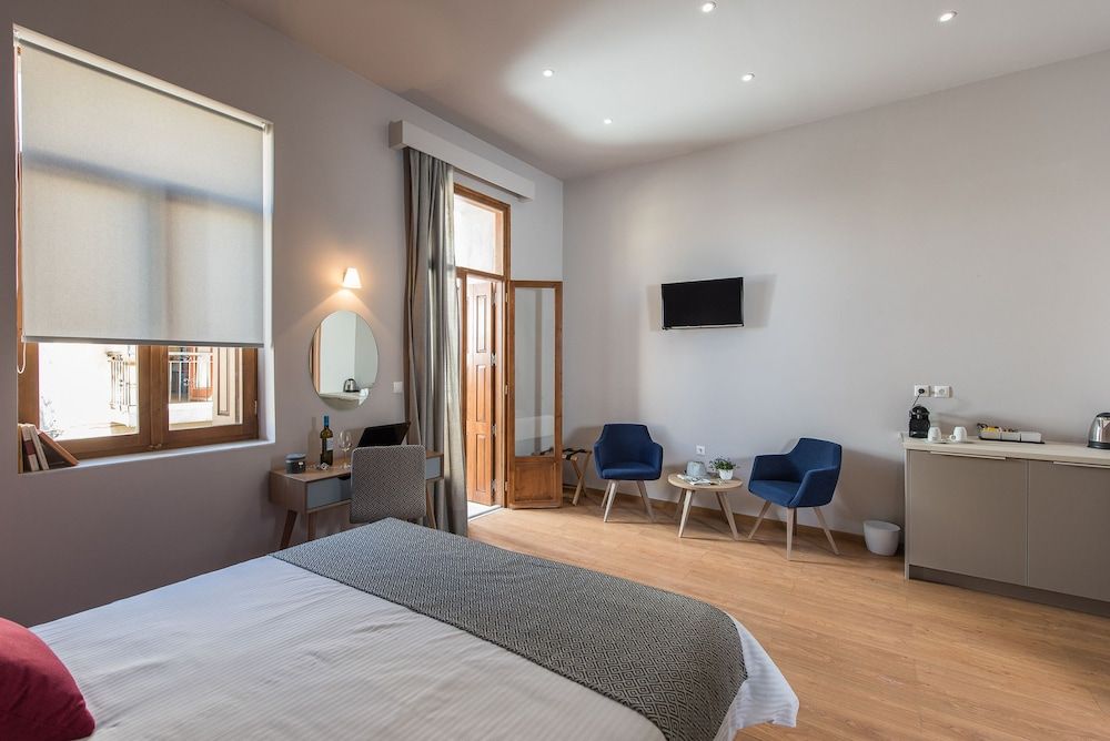 Junior Double Room, 1 King Bed