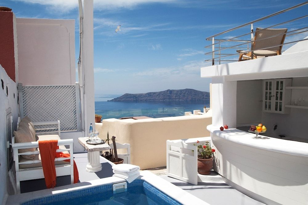 Pool Side Bar