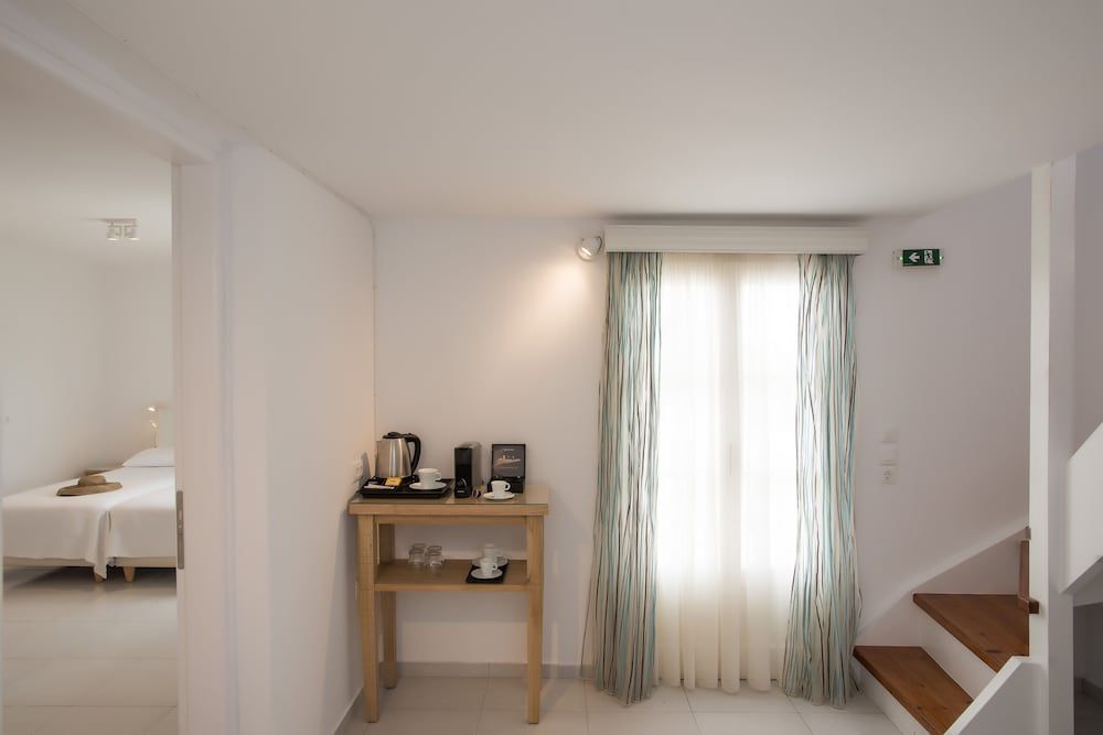 undefined Charissi Hotel 9