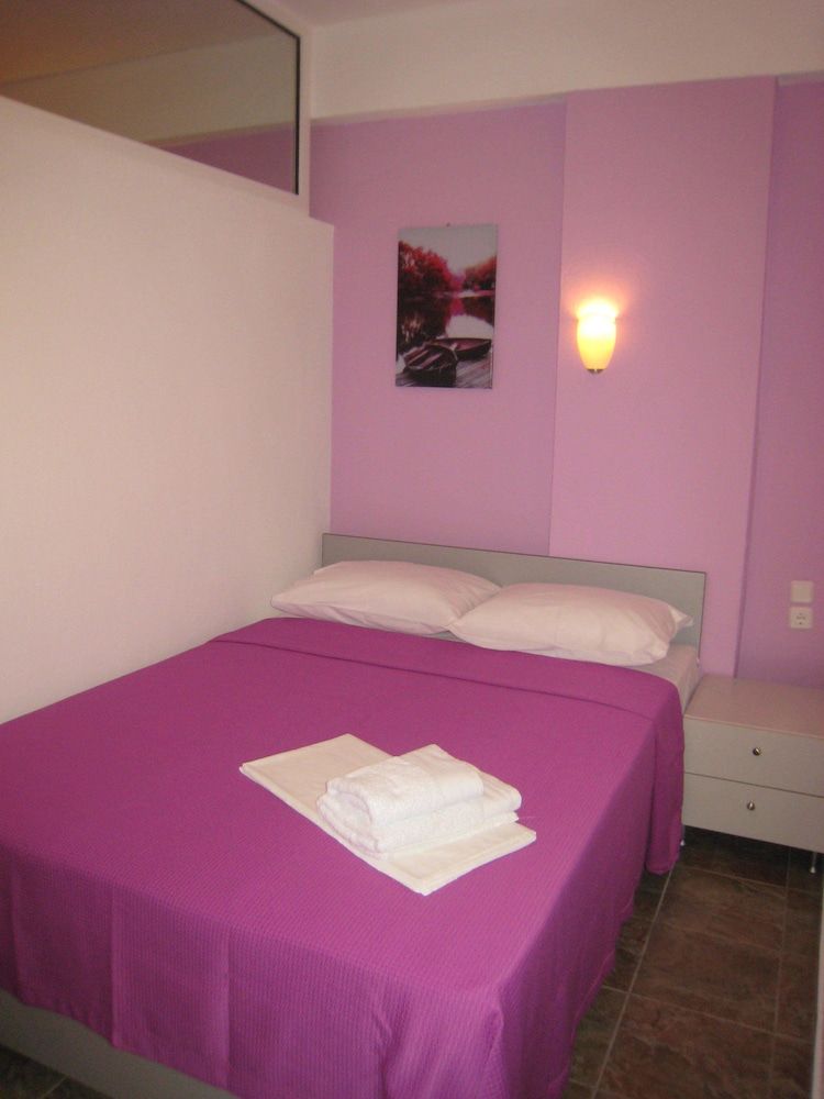 Superior Apartment, 2 Bedrooms, Pool View
