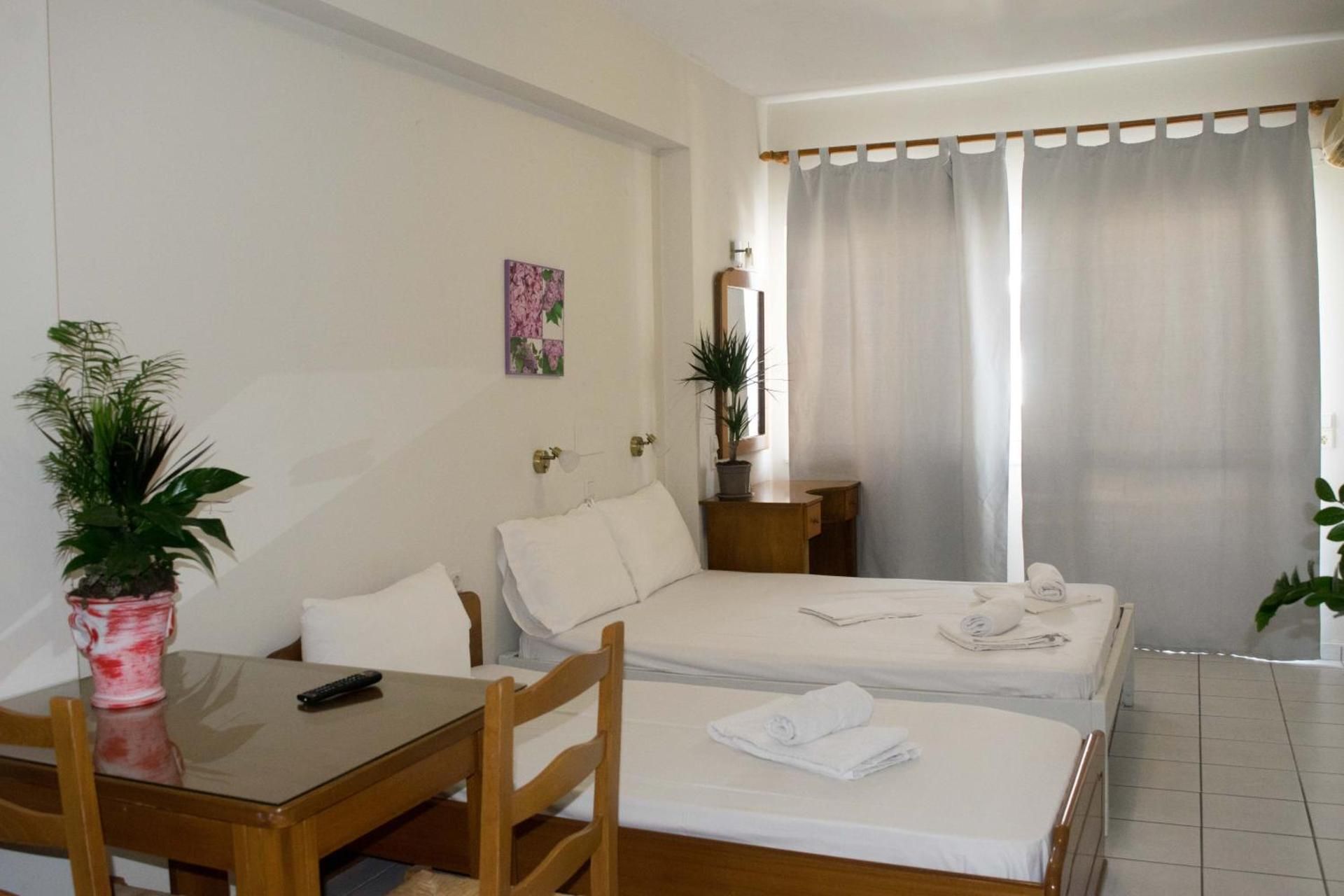 Studio with Side Sea View (2-3 Adults)