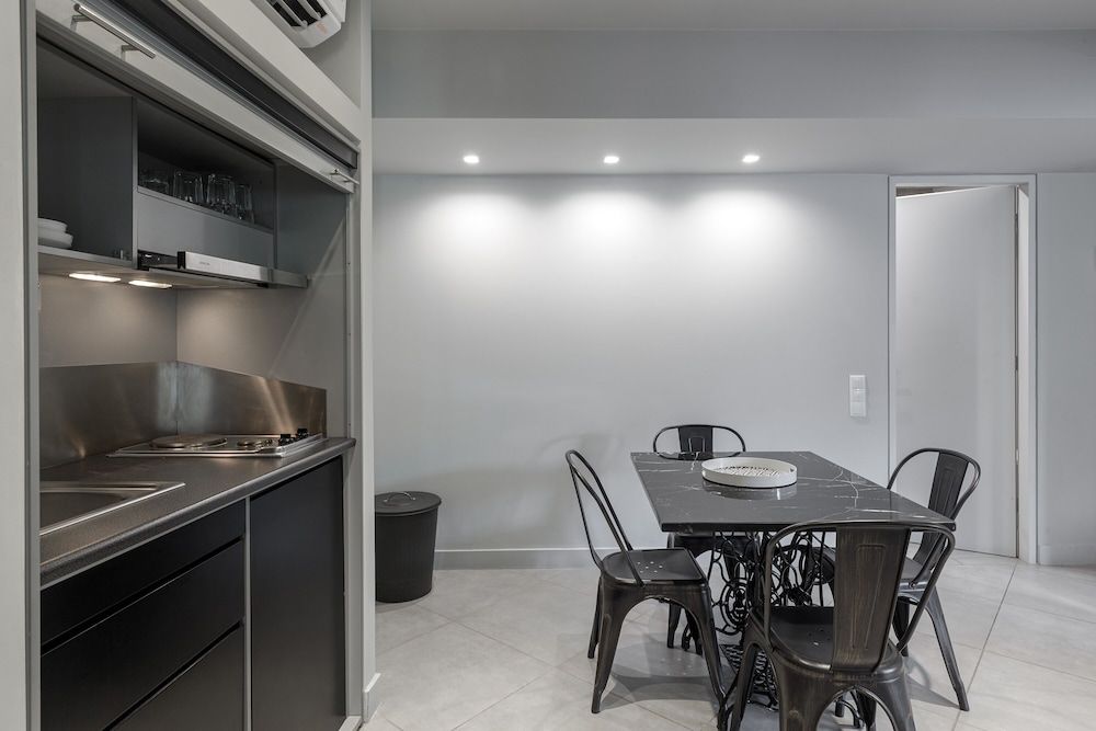 Heart Of Athens Basic Suite 5