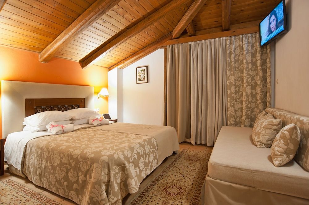 Pan Hotel Triple Room, Sea View