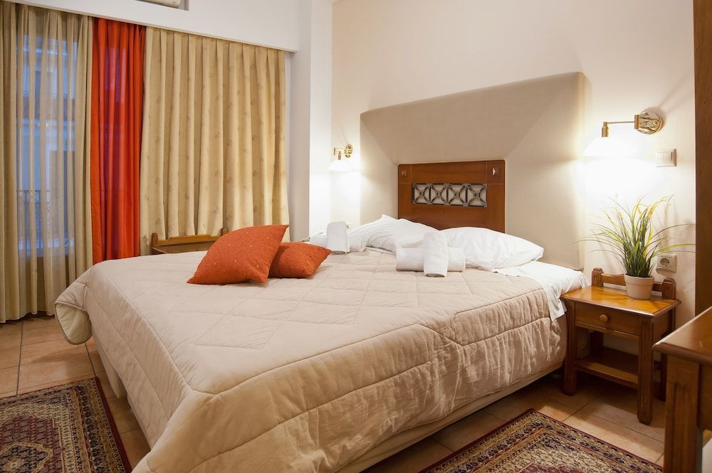 Pan Hotel Double or Twin Room 2