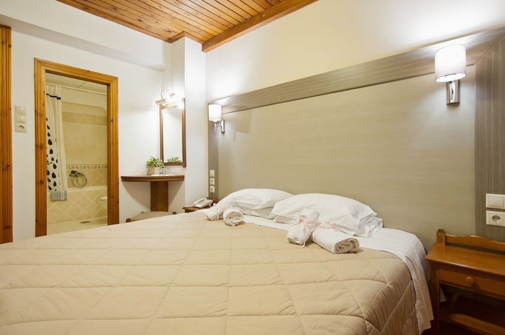 Pan Hotel Double or Twin Room 3