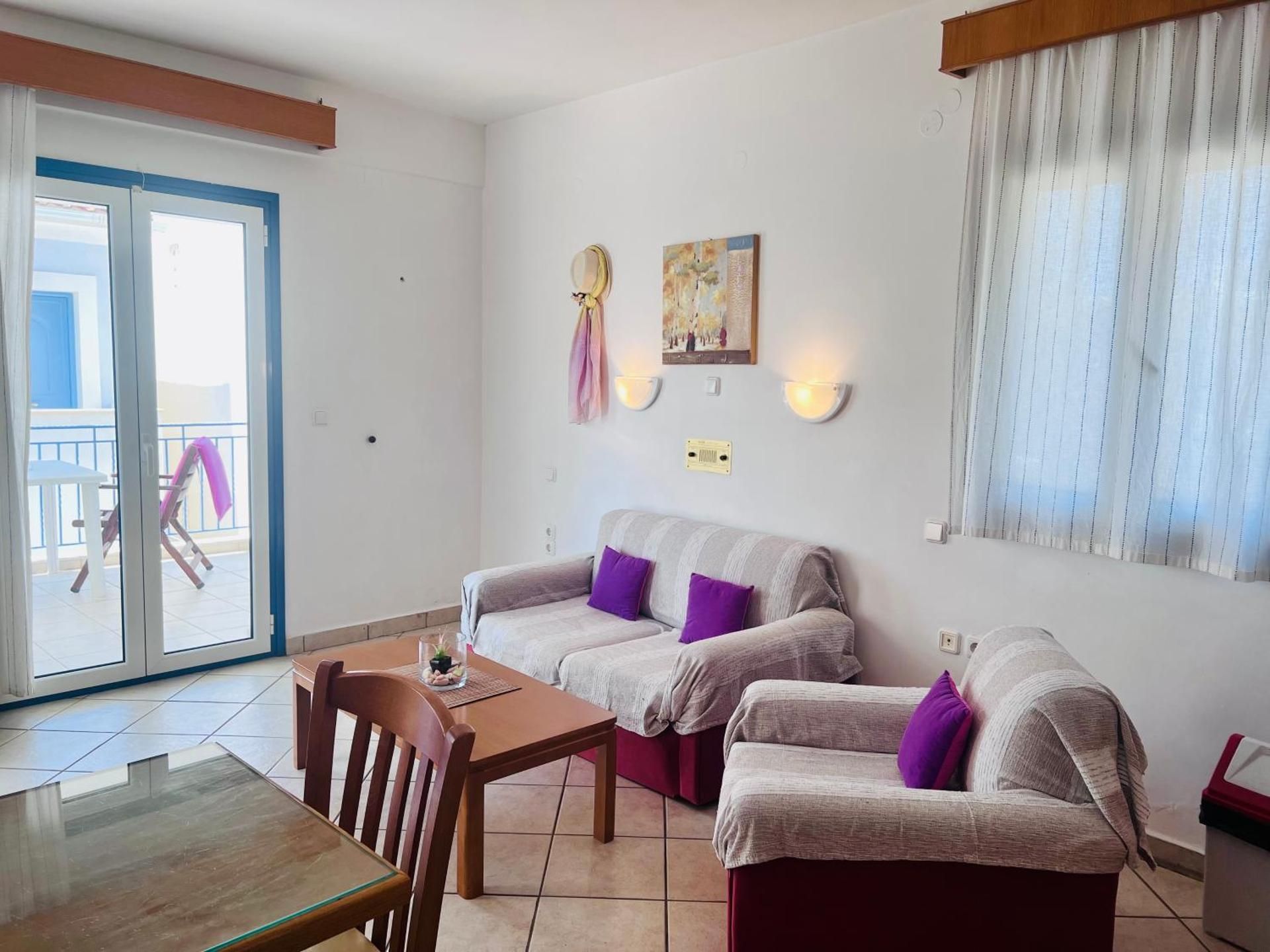 One-Bedroom Apartment with Sea View