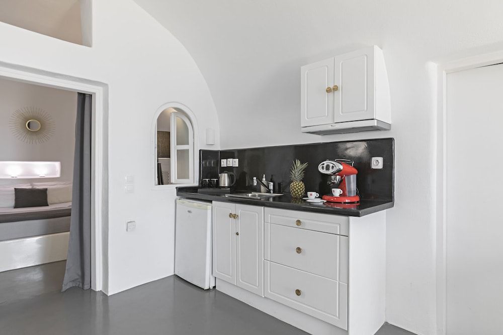 Helianthus Suites Prestige Suite, Hot Tub (Outdoor) 22