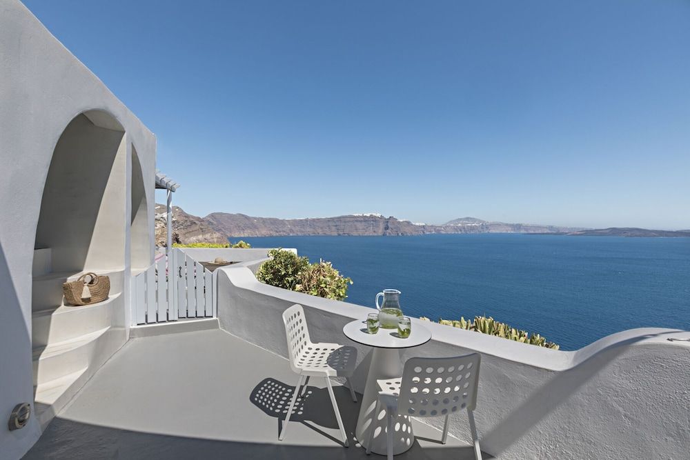 Helianthus Suites Prestige Suite, Hot Tub (Outdoor) 11