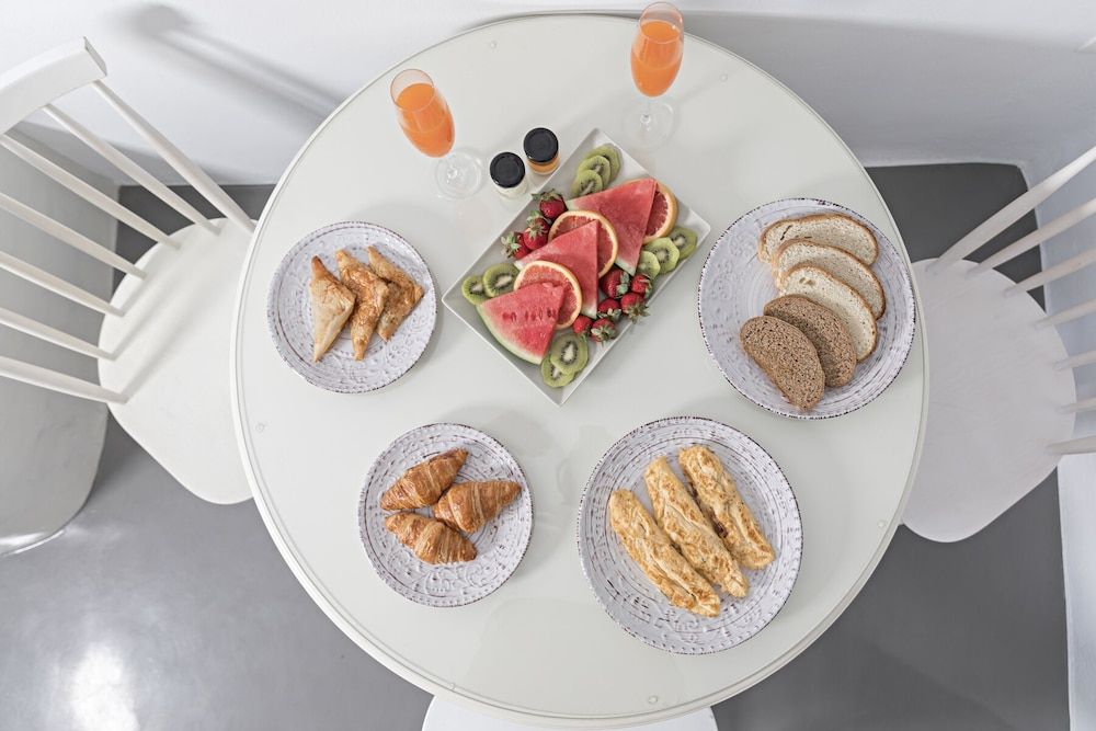 undefined Helianthus Suites 7